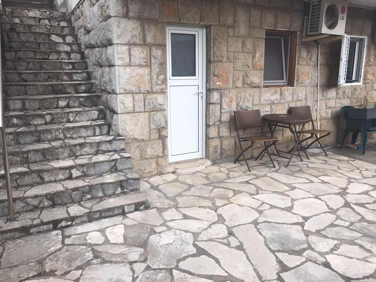 Alex Apartments Будва Екстериор снимка