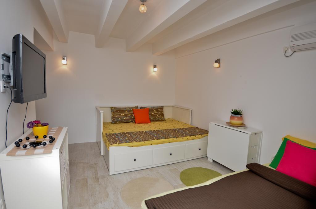Alex Apartments Будва Стая снимка